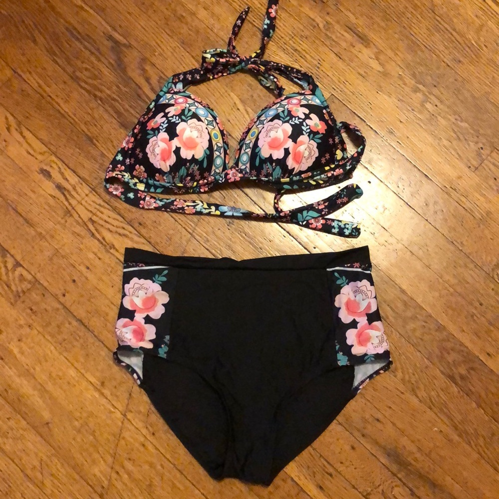 High waisted bikini